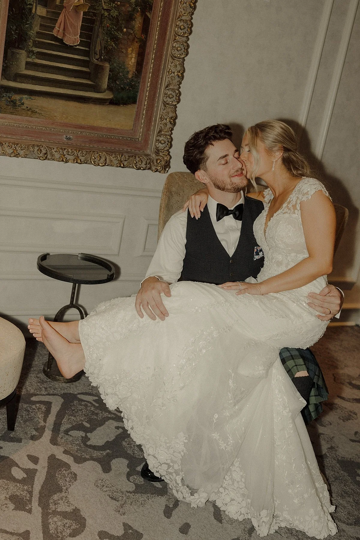 pfister-hotel-wedding-nikki-kate-photography- (34).jpg