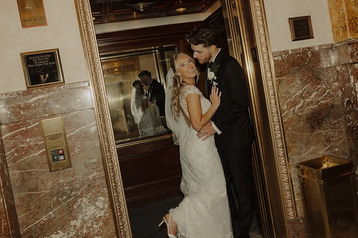 pfister-hotel-wedding-nikki-kate-photography- (61).jpg