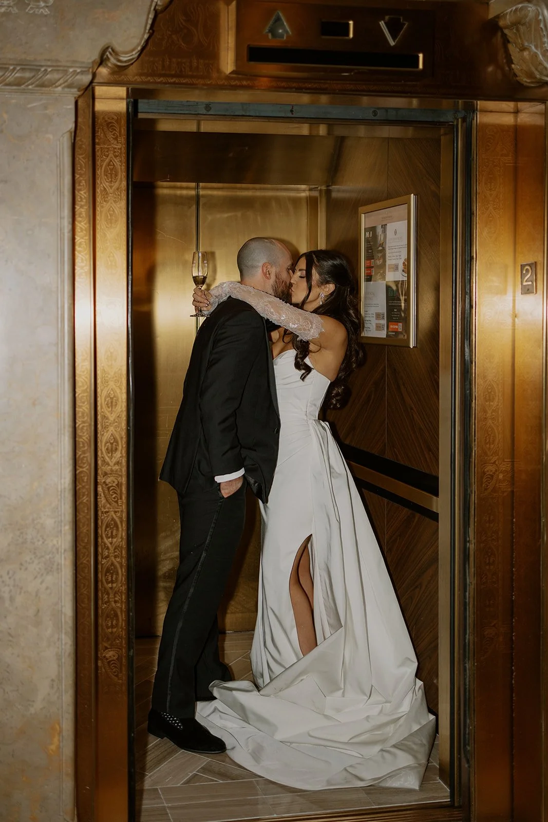 Intercontinental-Chicago-Wedding-Nikki-Kate-Photography- (29).jpg