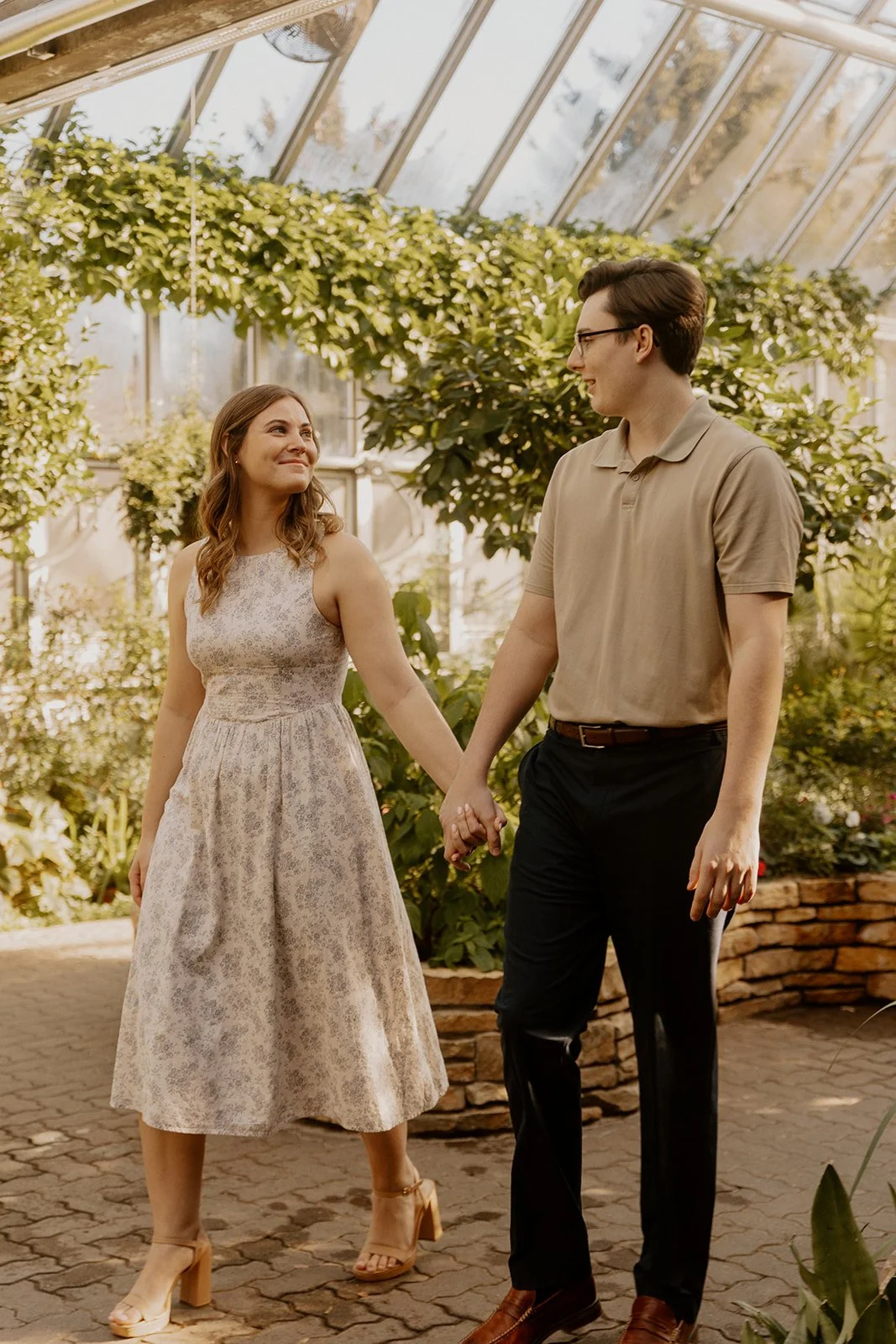 chicago-botanic-garden-engagement-photos-nikki-kate-photography- (24).jpg