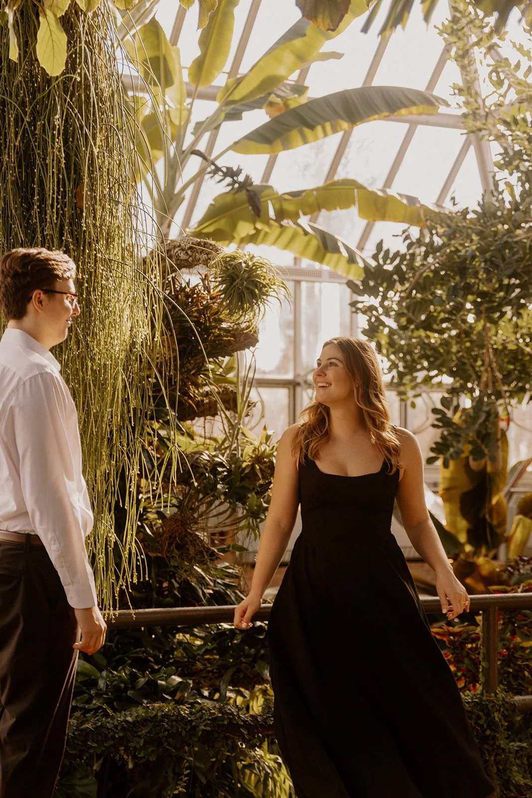 chicago-botanic-garden-engagement-photos-nikki-kate-photography- (16).jpg