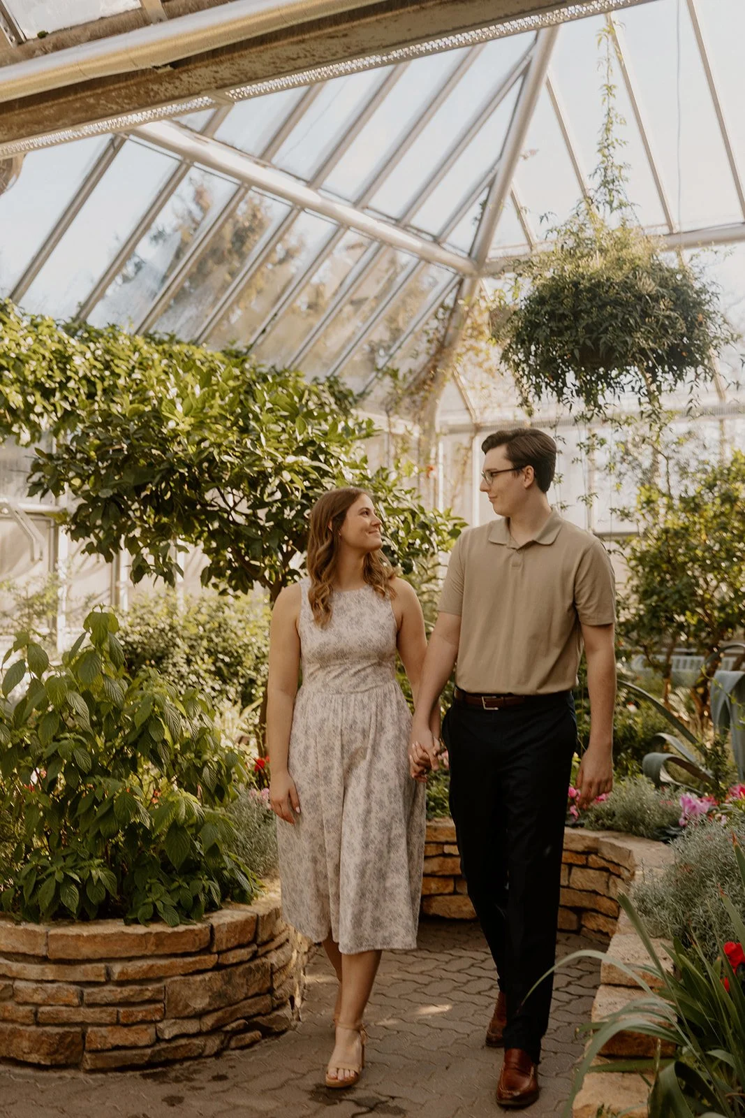 chicago-botanic-garden-engagement-photos-nikki-kate-photography- (23).jpg
