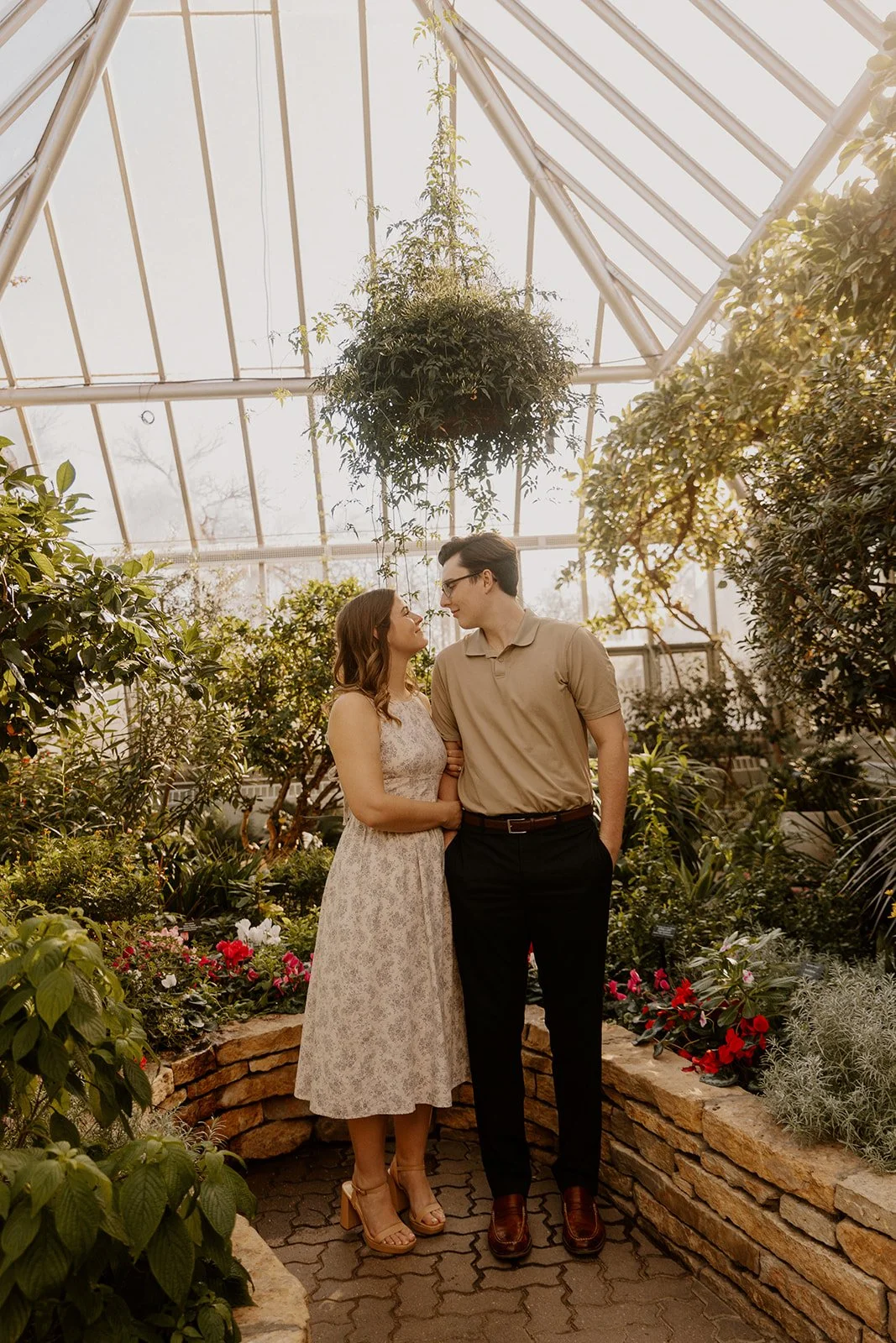 chicago-botanic-garden-engagement-photos-nikki-kate-photography- (22).jpg