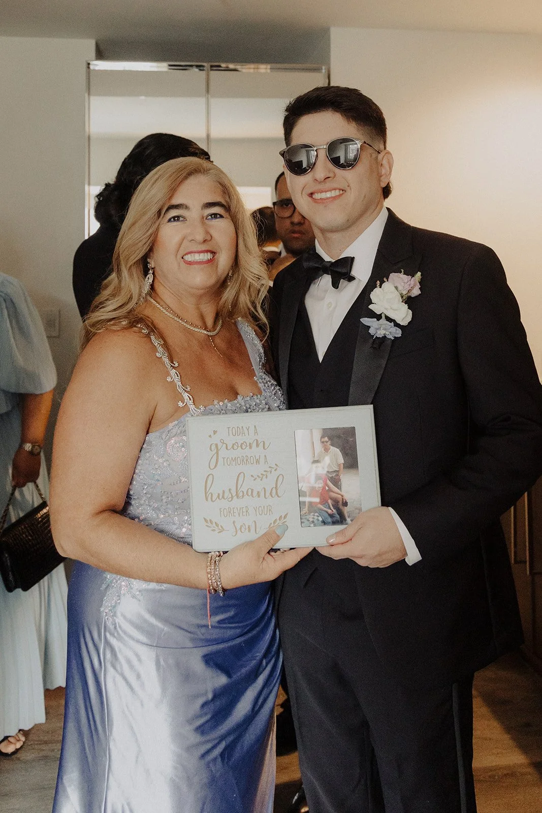 ovation-chicago-wedding-nikki-kate-photography- (17).jpg