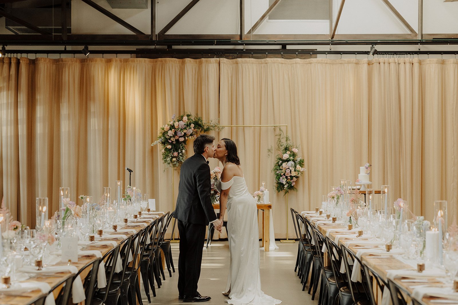 ovation-chicago-wedding-nikki-kate-photography- (28).jpg
