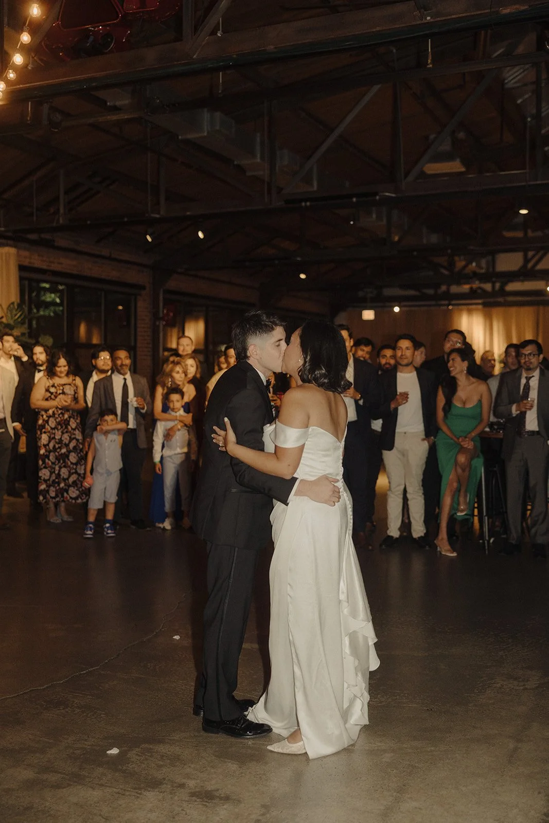 ovation-chicago-wedding-nikki-kate-photography- (14).jpg