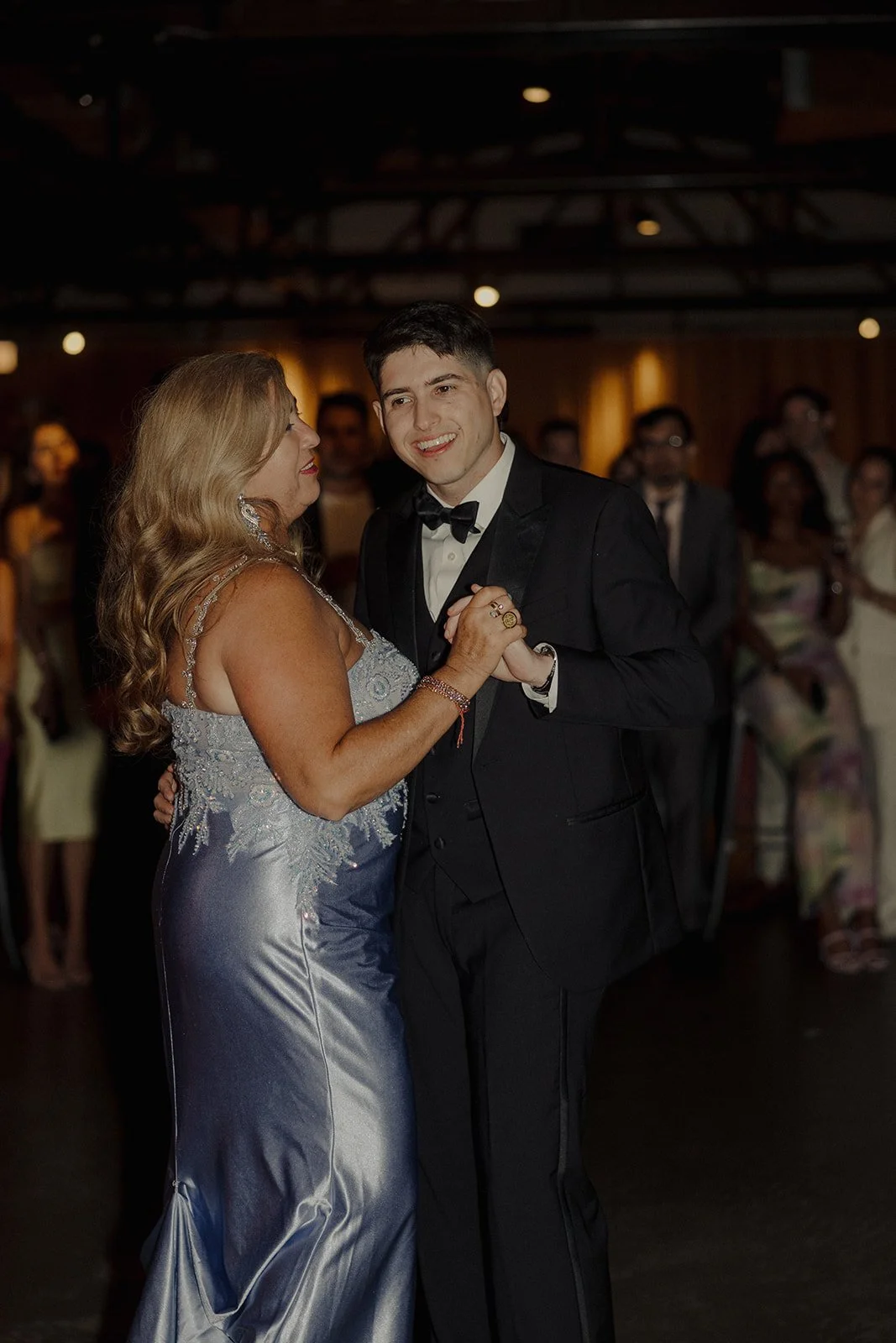 ovation-chicago-wedding-nikki-kate-photography- (16).jpg