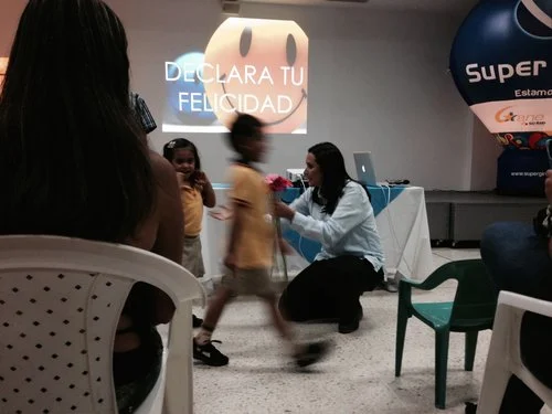 Dr. AnaMaria Rivera - Felicidad.jpeg
