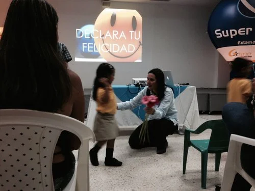 Dr. AnaMaria Rivera - Felicidad.jpeg