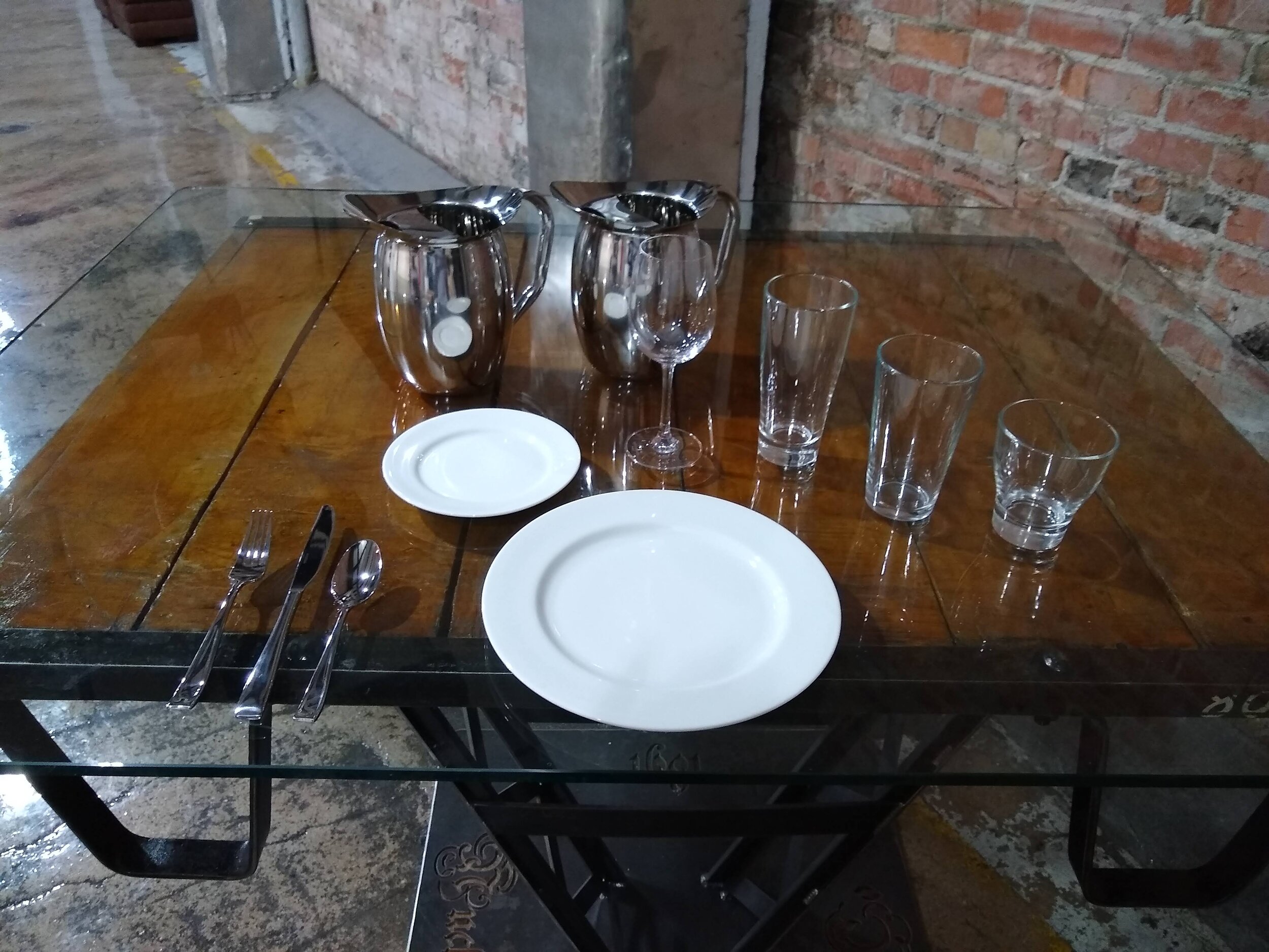 New China, Tableware &amp; Stemware