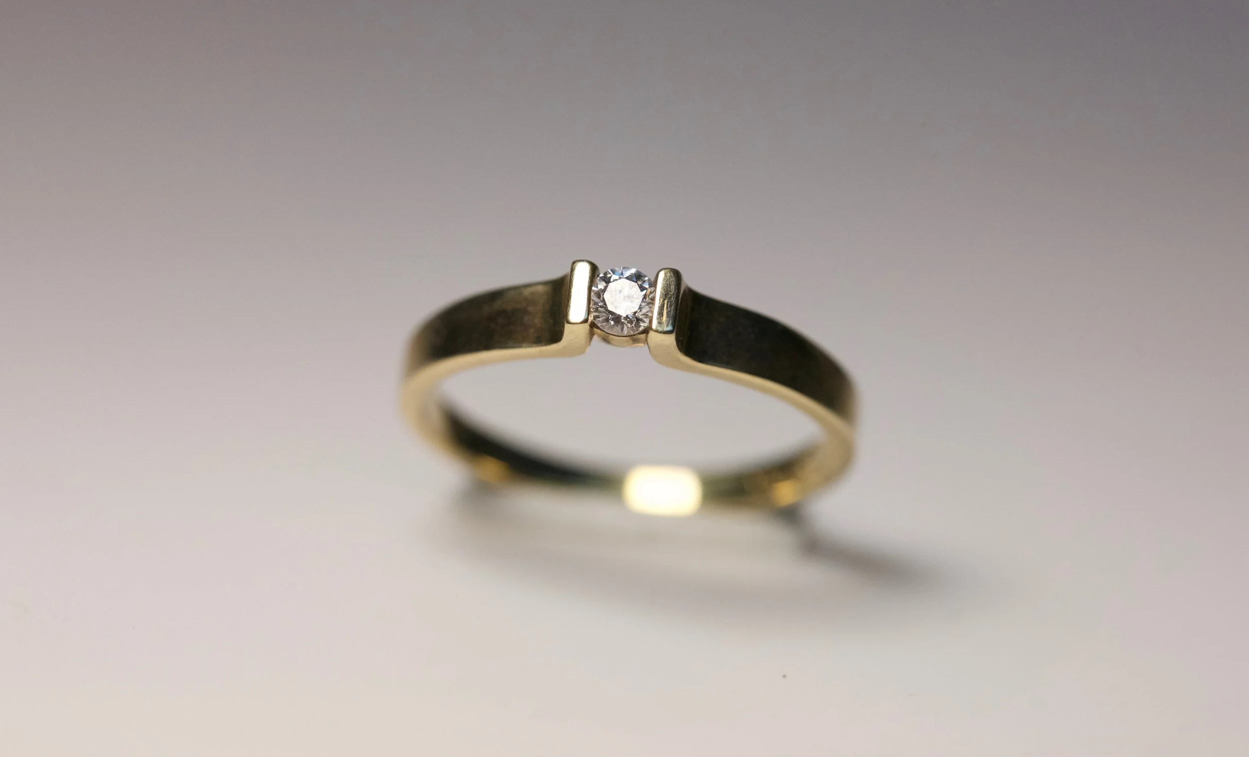 single diamond ring