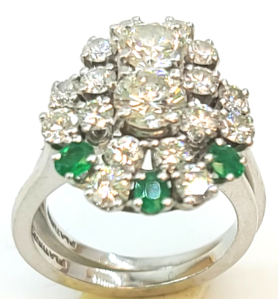 Diamond and Emerald ring set.png