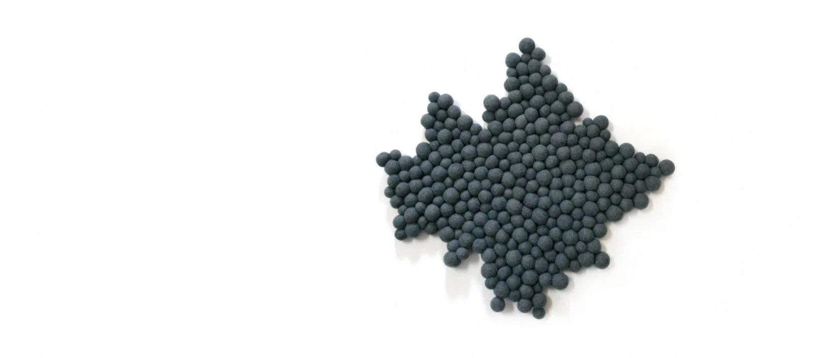 carpet_GREY_LONG1-1600x705.jpg