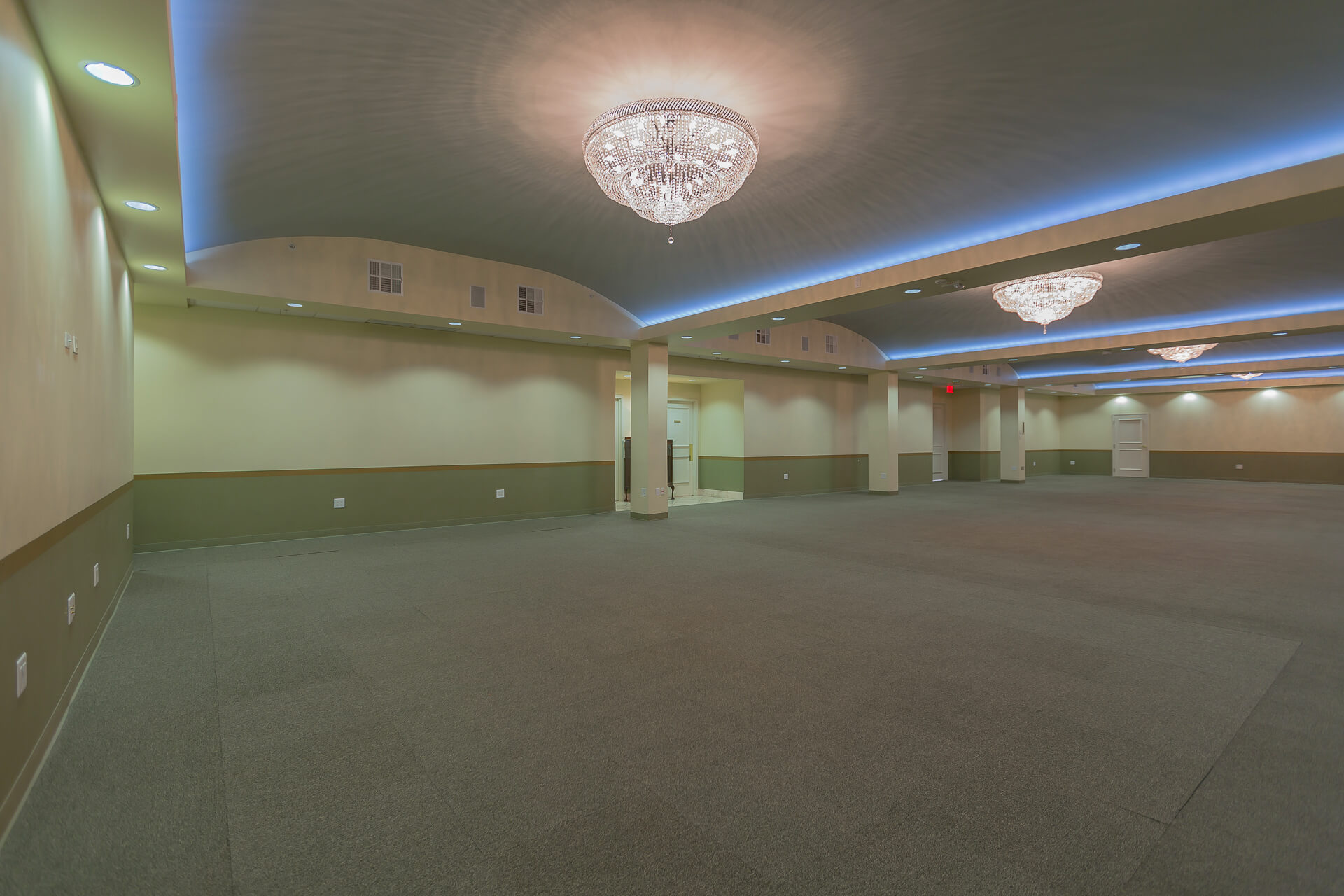 ❖ Campbell Ballroom