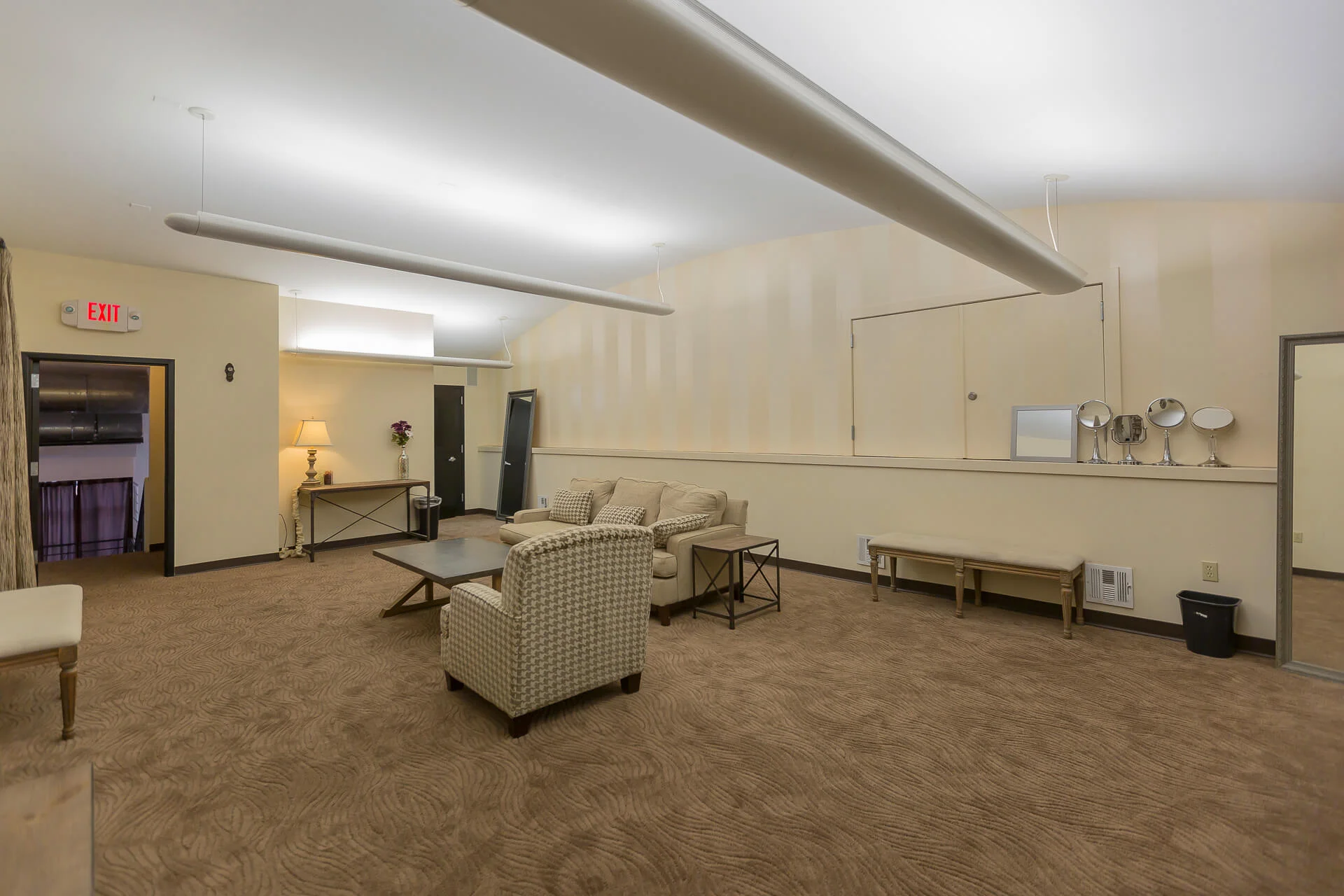 ❖ Renaissance Square