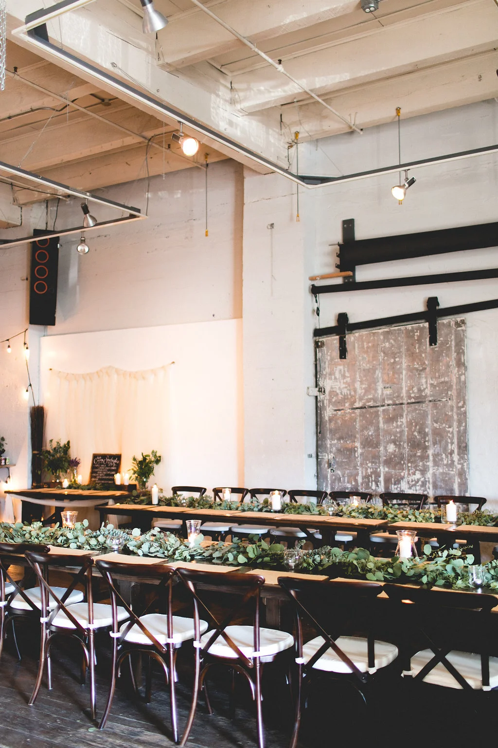 the piranha shop, a small wedding venue in downtown seattle.