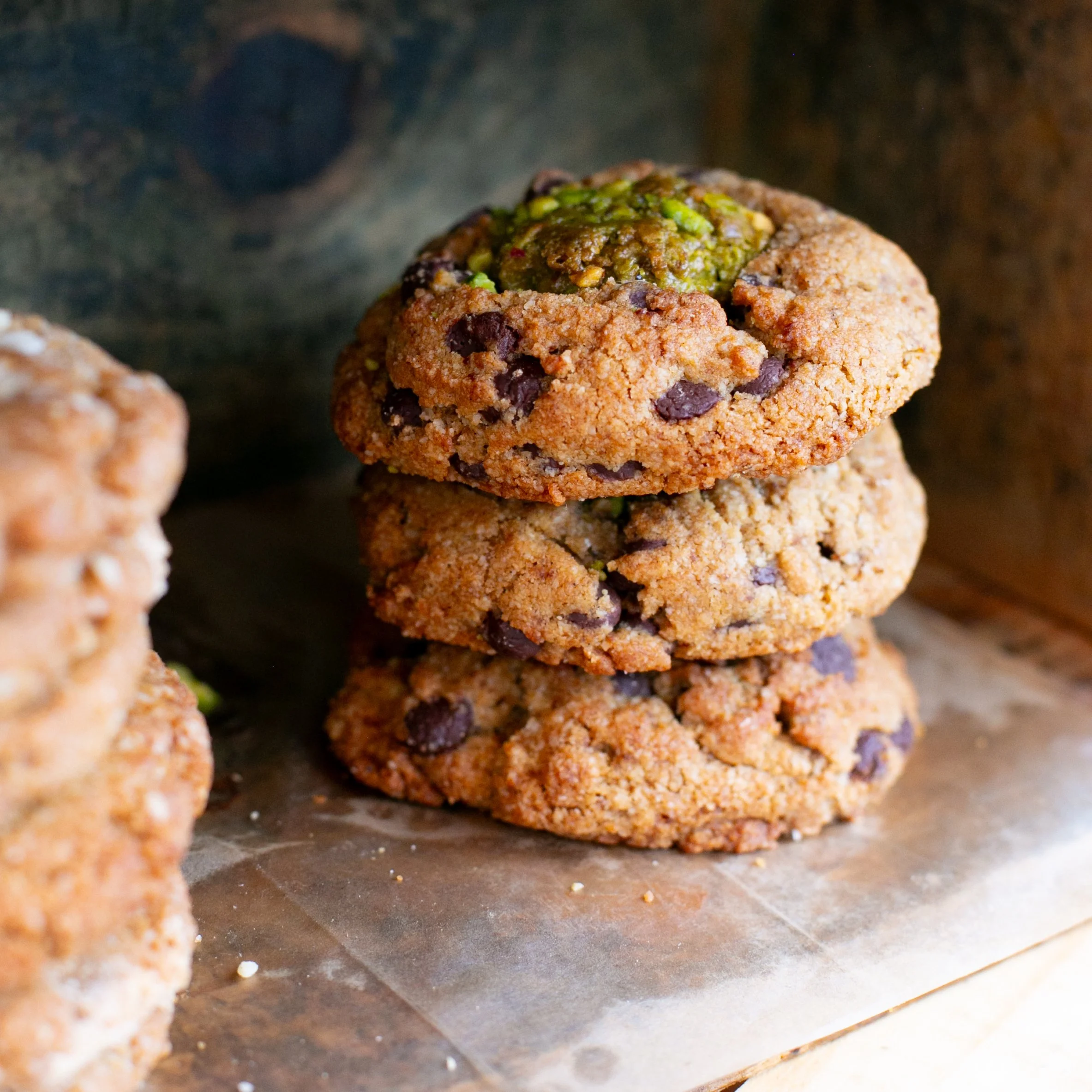 Rawmona's Chipstachio Cookies (Dark Chocolate with Pistachio)