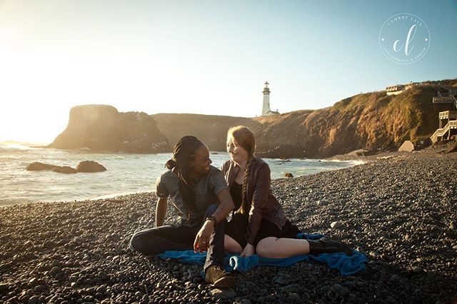 Yesterday was a beautiful day for an engagement session with these two! The coast didn&rsquo;t disappoint, with multiple whale sightings and a gorgeous sunset 😍 🐳 🌅
&bull;
&bull;
&bull;
&bull;
&bull;
&bull;

#canonphotography #pdxphotographer #por