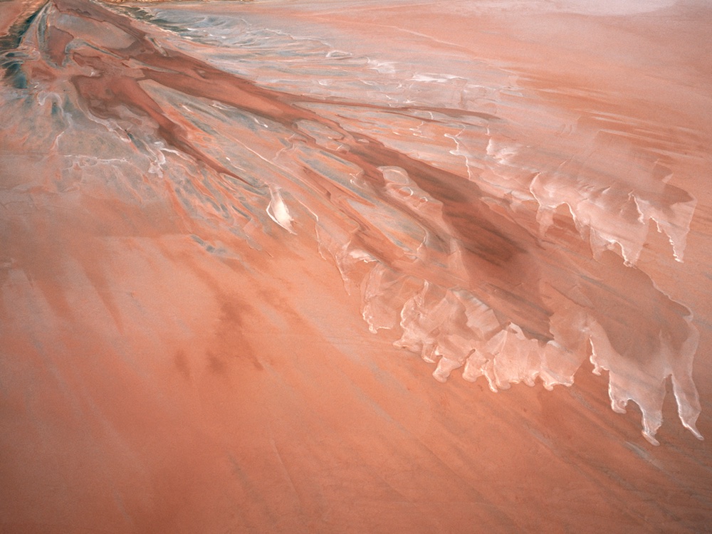 Edge of Lake Lefroy, south of Kalgoorlie, Western Australia, 2005.