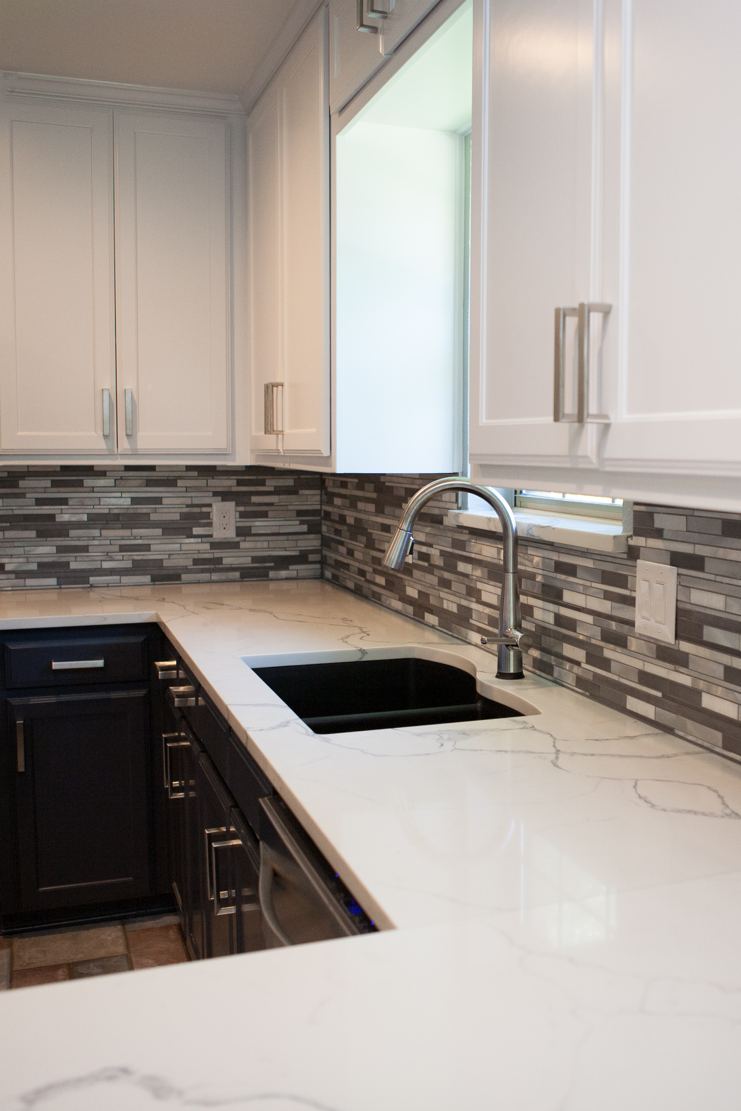 BrokenBowkitchen_2765_edited-1.jpg