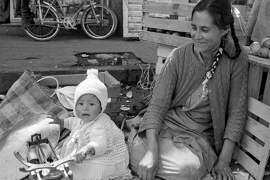 Xochi_Mother and child.jpg