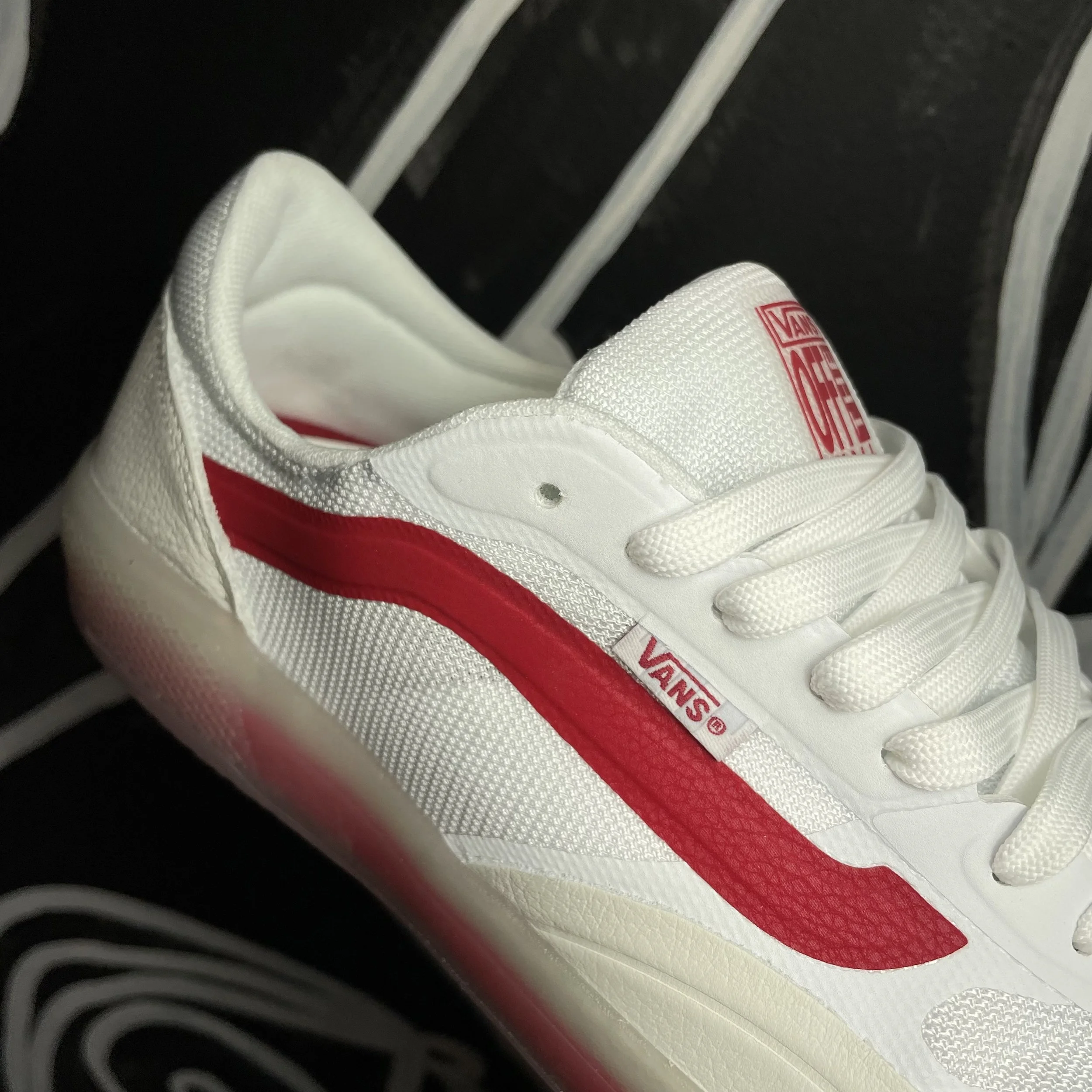 vans ave red