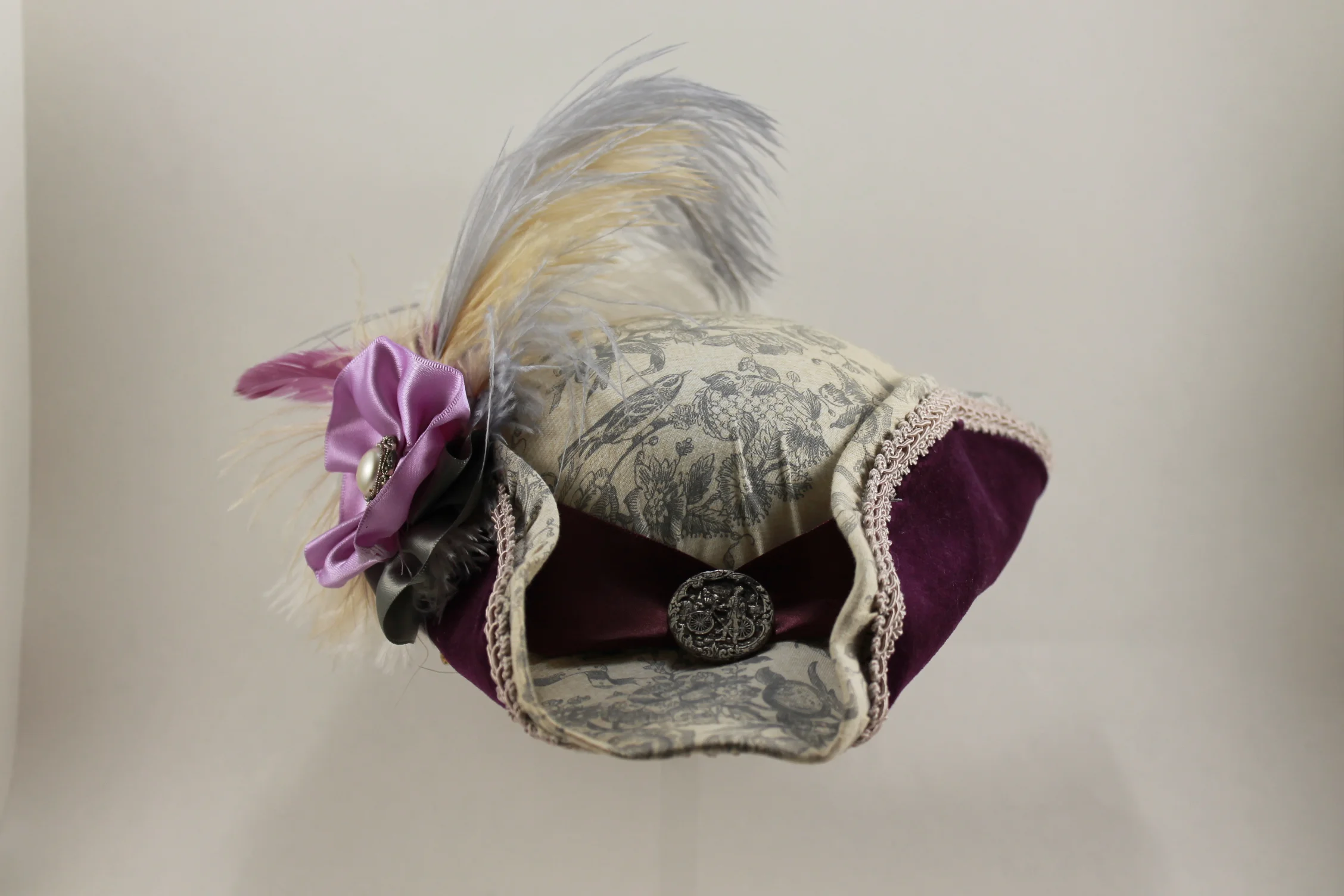 Dainty Tricorner Perch Hat — Green 