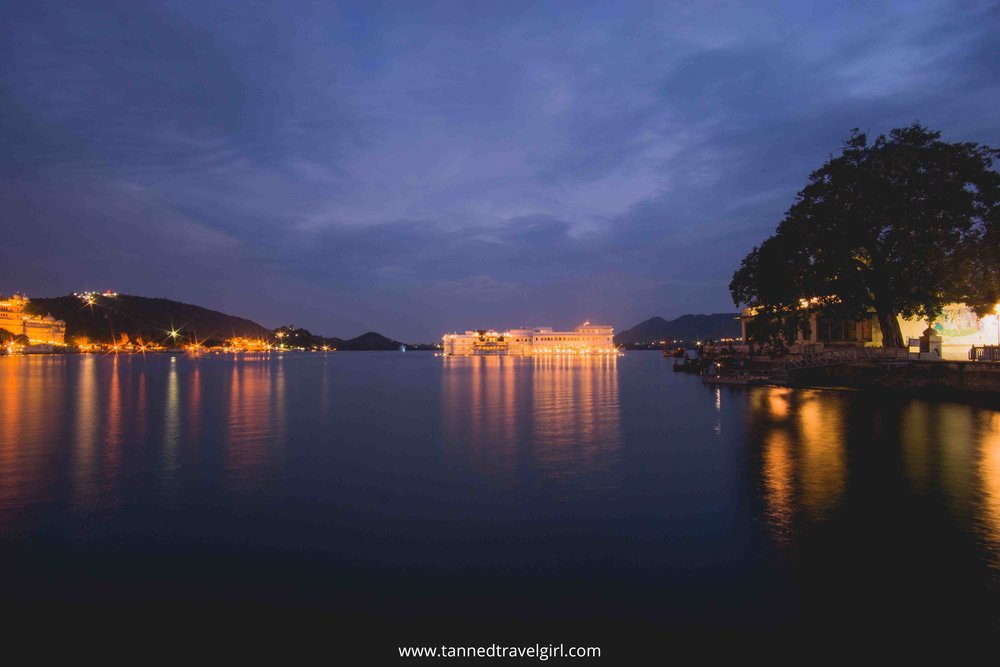  Night view of Taj lake palace in Udaipur 