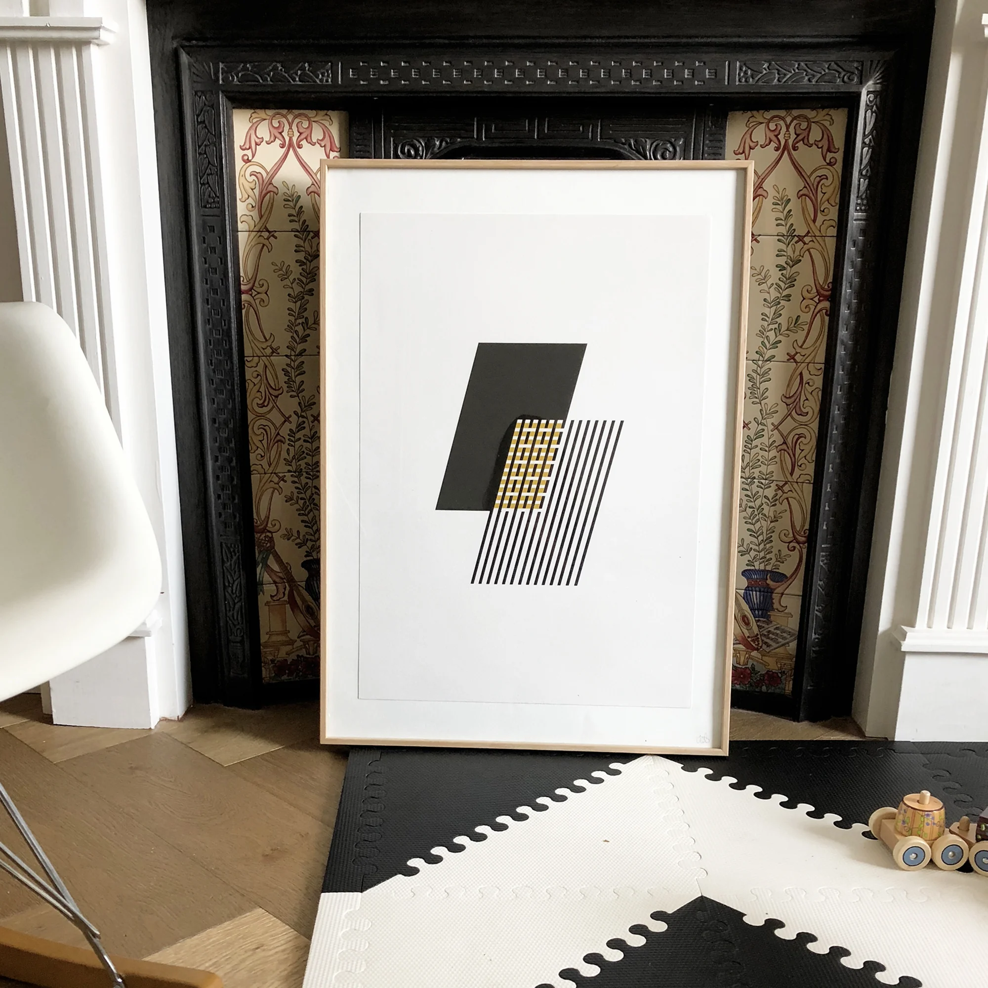 Livingroom_SLANTED_YELLOW.jpg