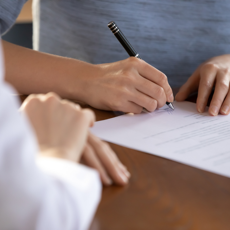 What you need to know about non-compete clauses in your work contract: 