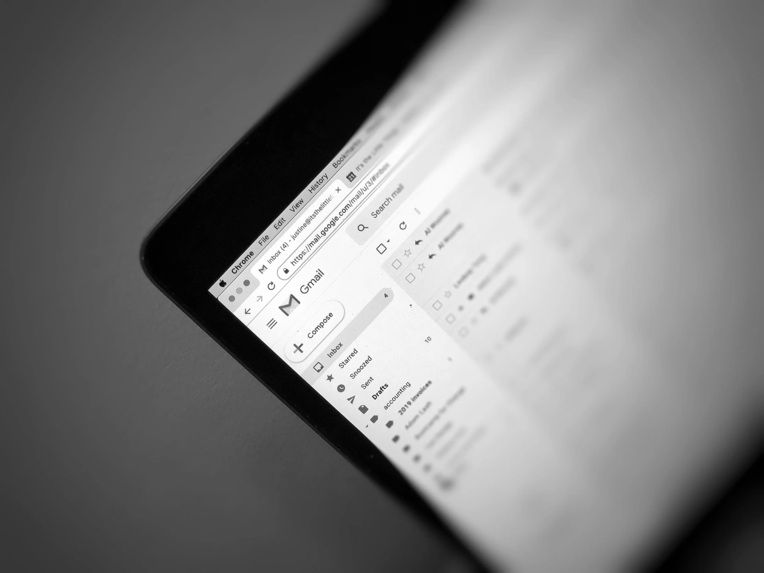 dealing with email anxiety 