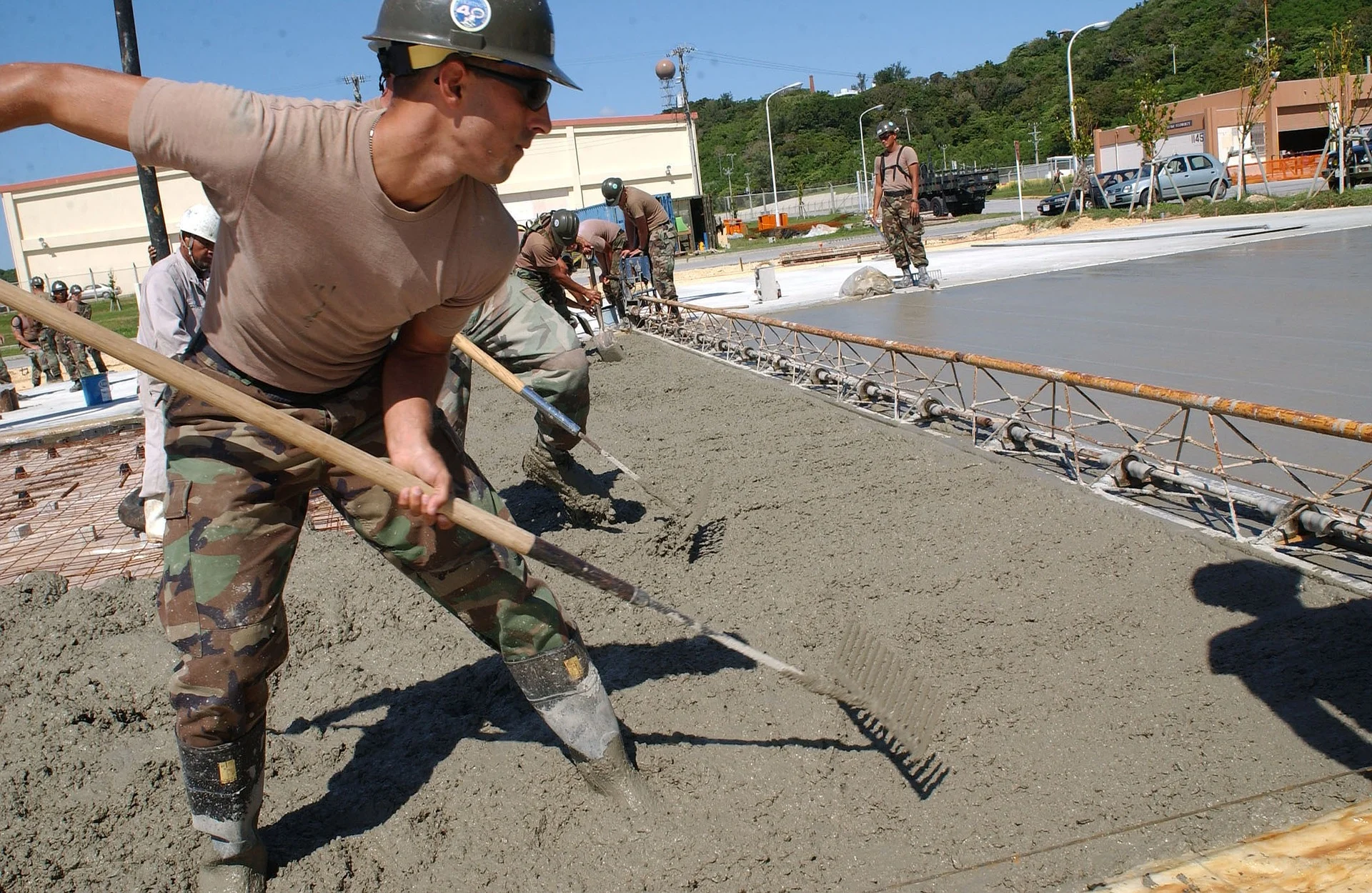 construction-759298_1920.jpg