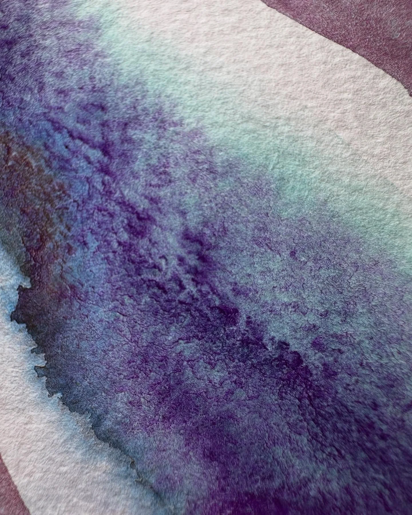 How dreamy is this colour combo 😍 Now I need to lie down having posted two days in a row 😝
#archeswatercolorpaper #princetonbrushes and #kuretake
#ribblevalleyartist
#watercolouring #watercolor_painting #watercolordaily #watercolorpalette #wat