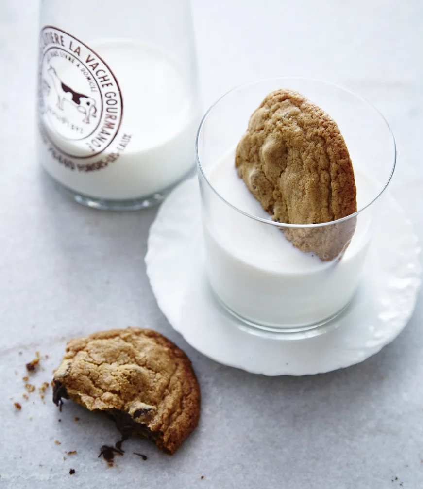 01UltimateChocChipCookies1_cropped.jpg