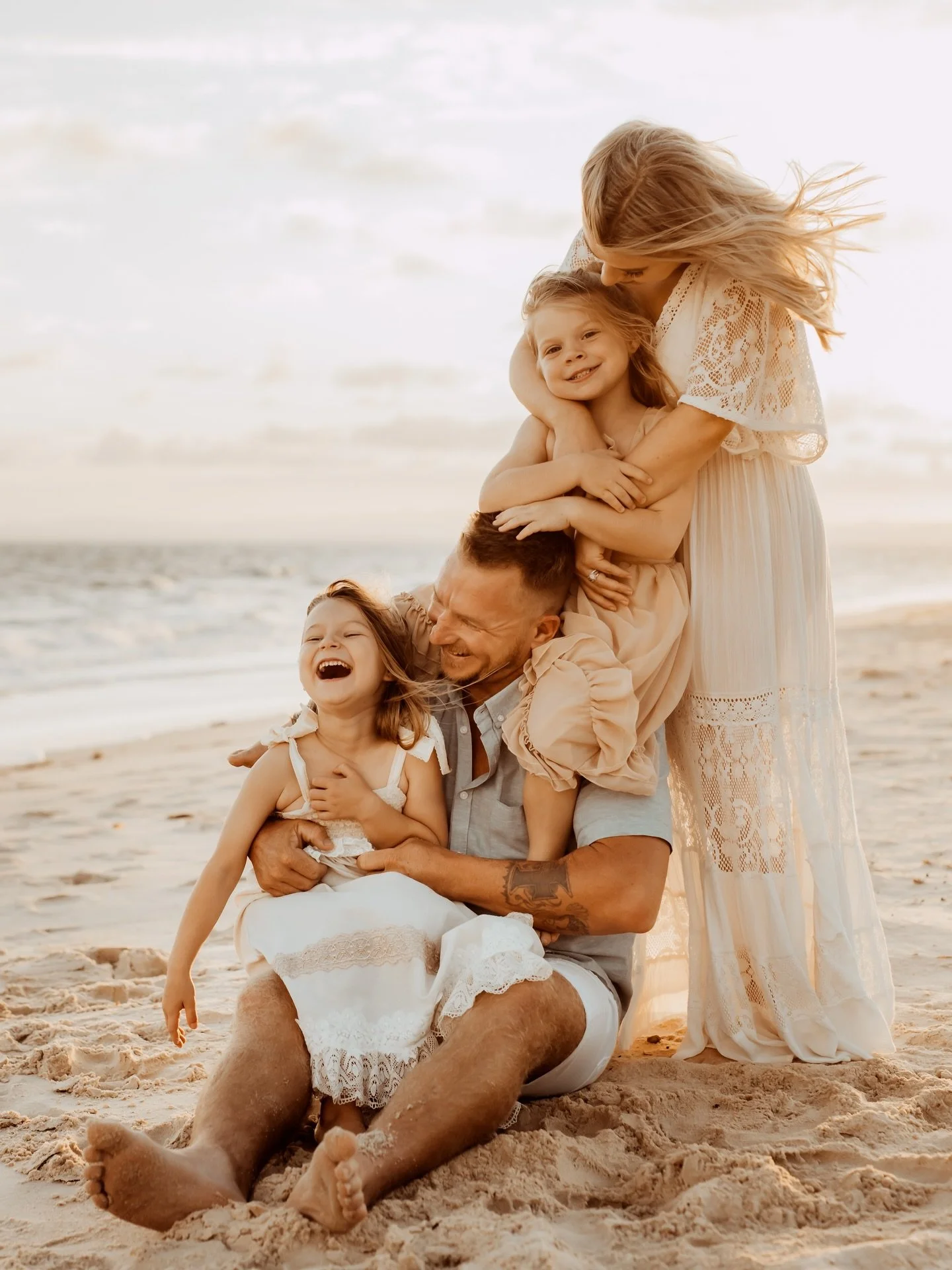 You can almost hear those giggles ☀️ 
Also as a mum of a teenager and a pre teen, who can feel those little years slipping by way too quickly, this song literally has me in tears 😭