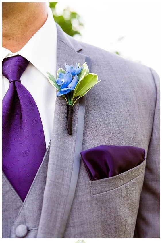 07-an-ultra-violet-tie-and-a-handkerchief-to-make-the-grooms-look-chic-and-trendy.jpg