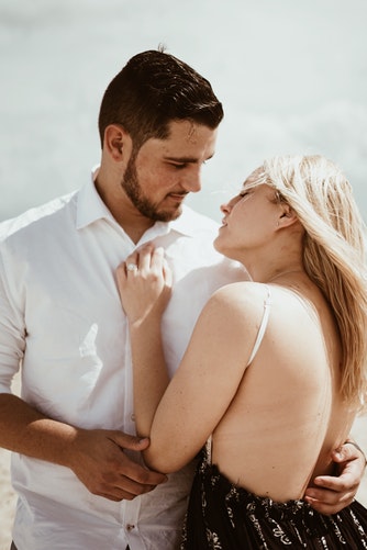 5 Dating Tips That Still Apply After Marriage