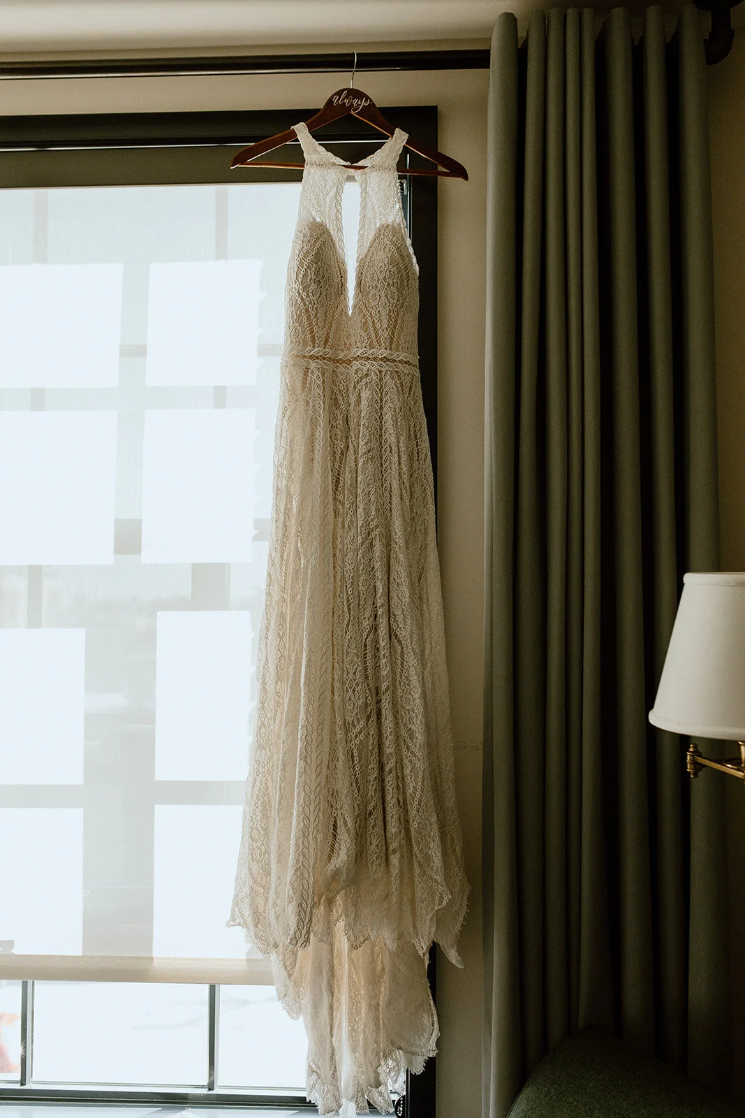 aly-stephen-colorado-denver-the-relm-wedding-reception-mountain-first-look-rocky-mountain-state-park-emily-battles-photography- 9_websize.jpg