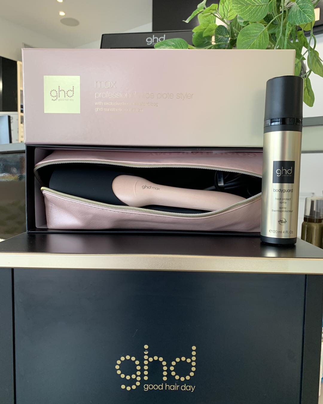 New GHD! We now have the new sunsthetic ghd&rsquo;s in store 🌞🌞

GHD&rsquo;s most asthetic styler! We also have new ghd heat protectors in store especially for straight and smooth hair!