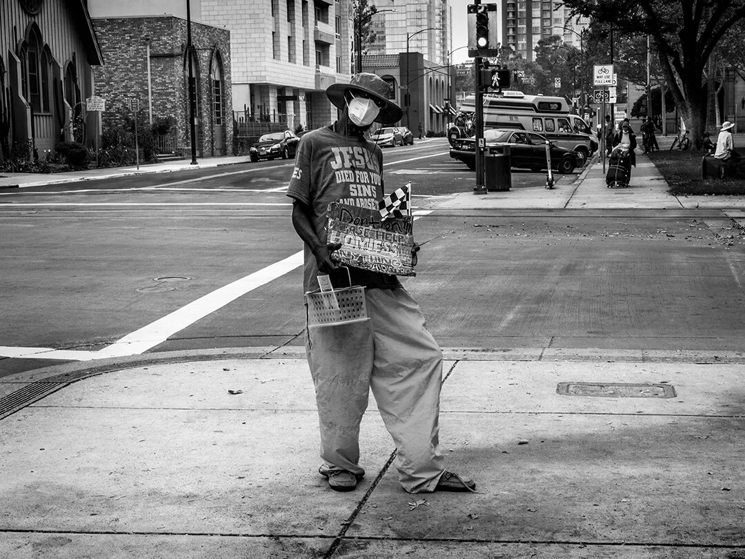 Traveling Man at the Corner Of St. James_MG_1026-1 WEBSITE.jpg