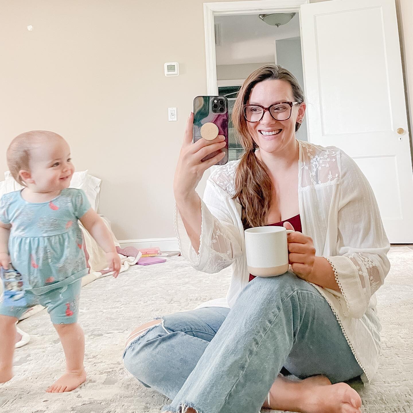 F U L L Y  F L O O R E D
-
That&rsquo;s the vibe around here! We&rsquo;re still cobbling together each room of this house and while we wait for our new bed, it&rsquo;s floor sleep for us!
-
We put our old living room rug in the bedroom for now, and t