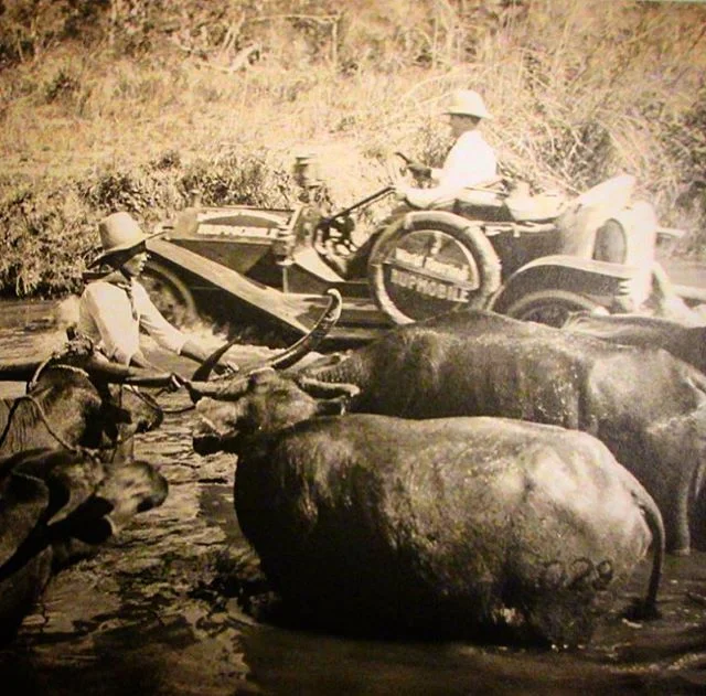 #onthisday (Jan. 24) in 1912 JR Drake, VP of the Hupp Motor Company completed his pioneering round the world tour in a Hupmobile. Source: @ahcwyo #otd #longestlineonthemap #overlanding #americanhistory