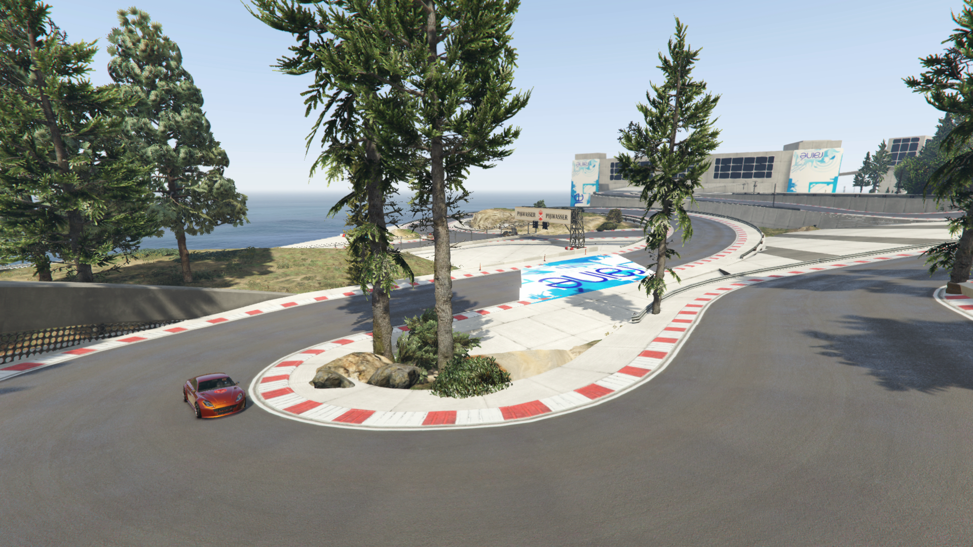 Content Creator Thumb (18).png