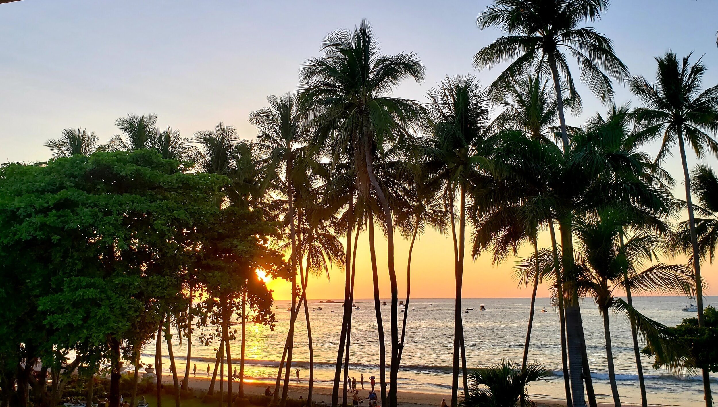 Tamarindo: A Tale of Two Lodgings