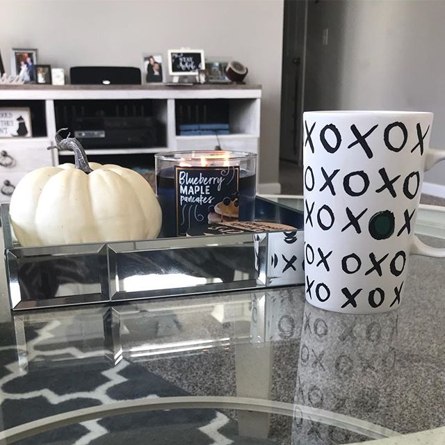 Happy first day of the best time of year #fall #falldecor #september #iknowitsnotofficiallyfall #idontcare #autumn #fallcandles #bathandbodyworkscandles