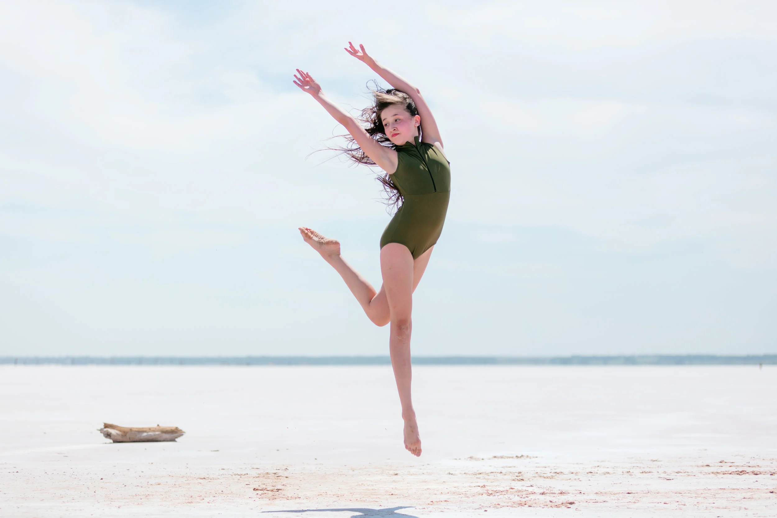 83125 OLIVE FRONT.jpg