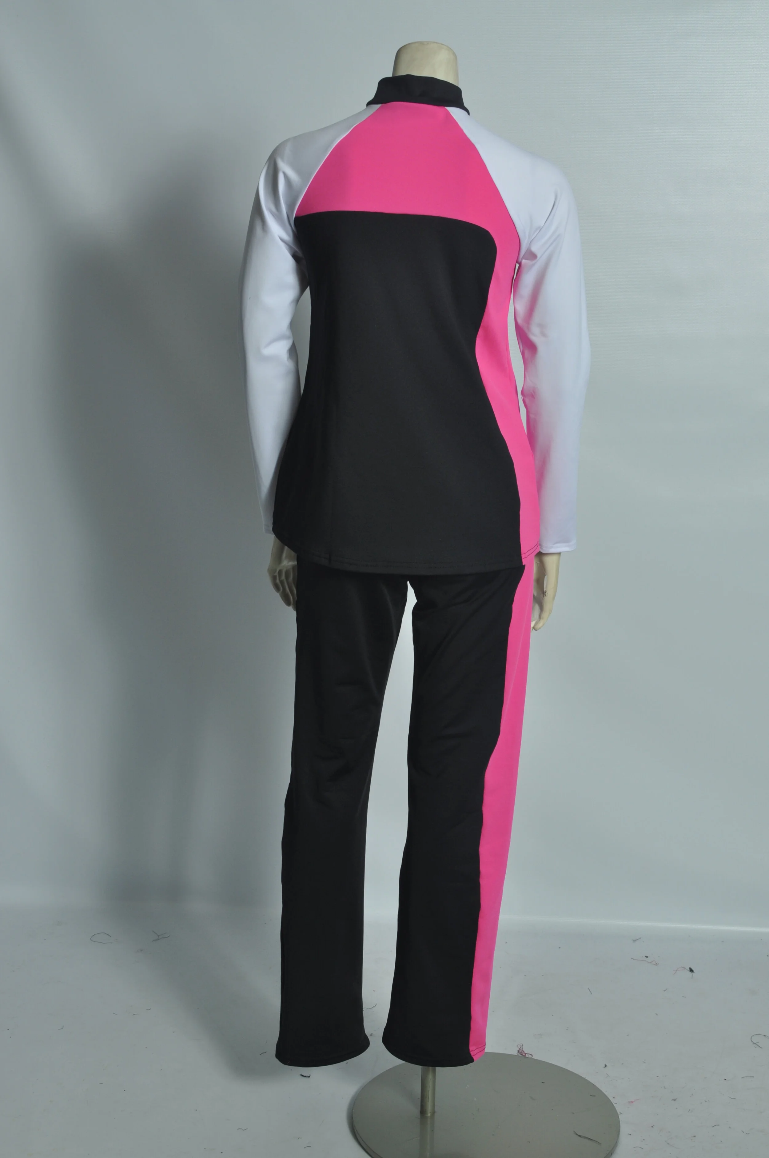 Jacket: 68503Pant: 61526