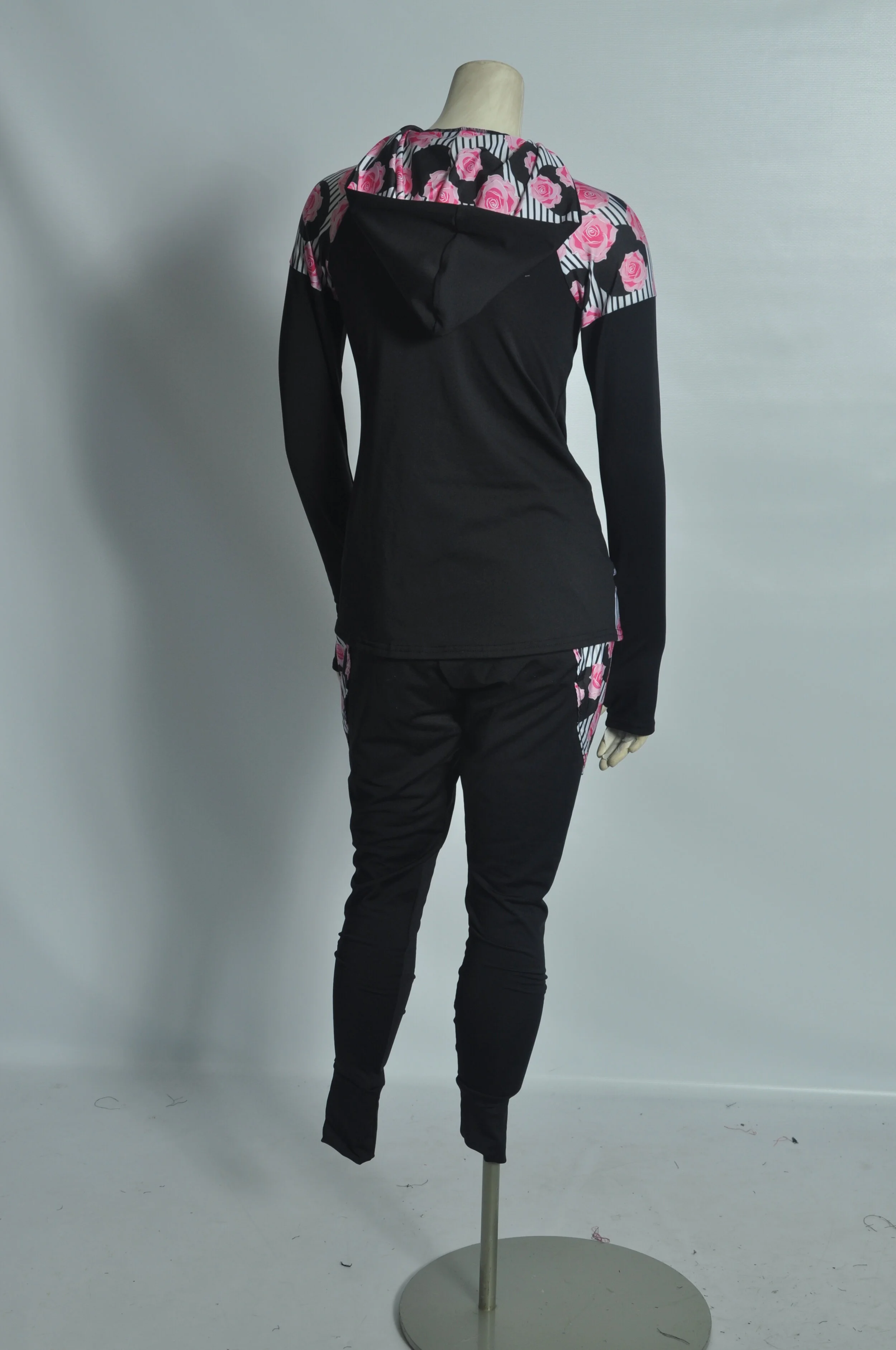 Jacket: 68504Pant: 61527