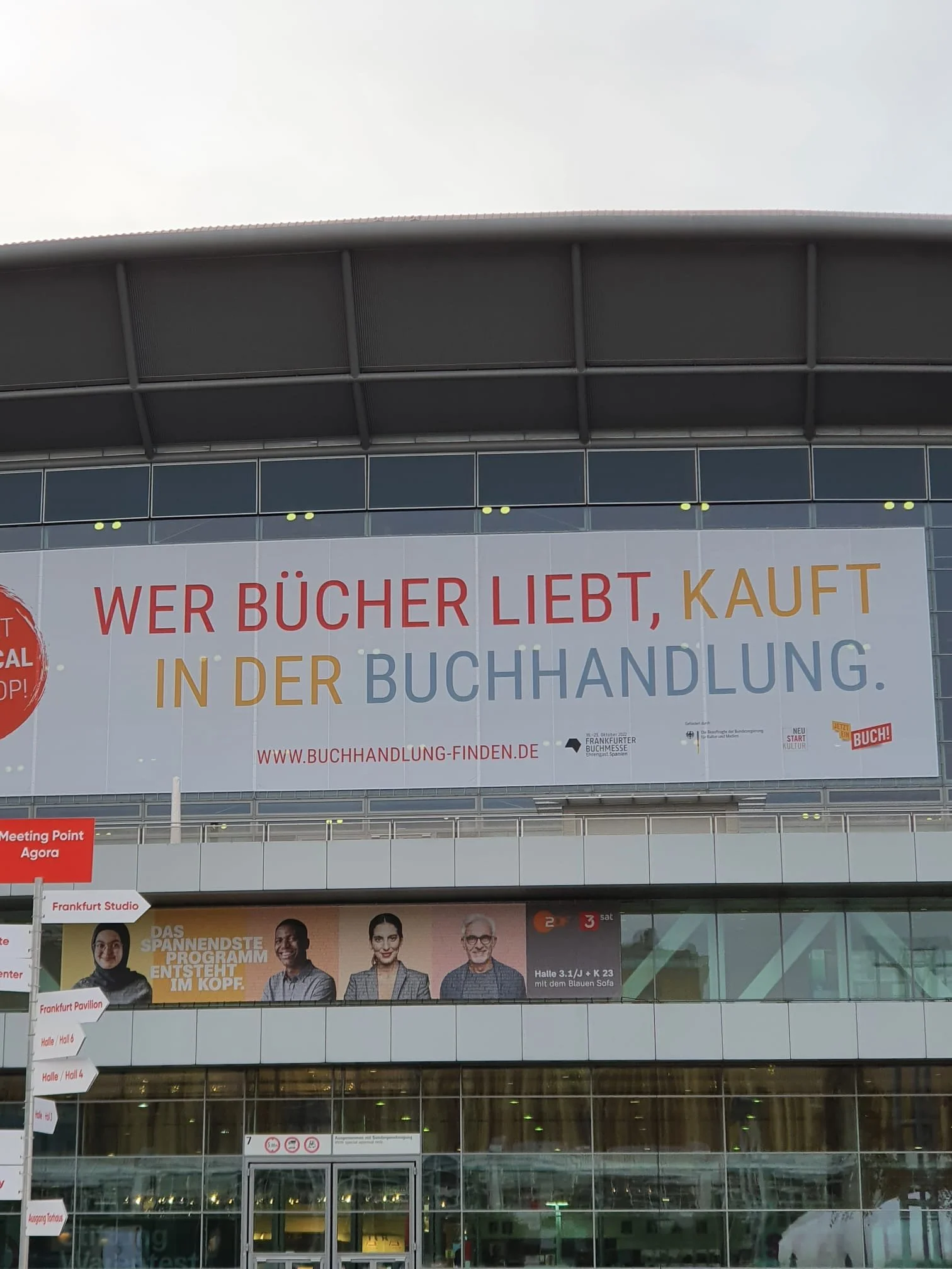 Wer Bücher liebt, … kauft Bücher