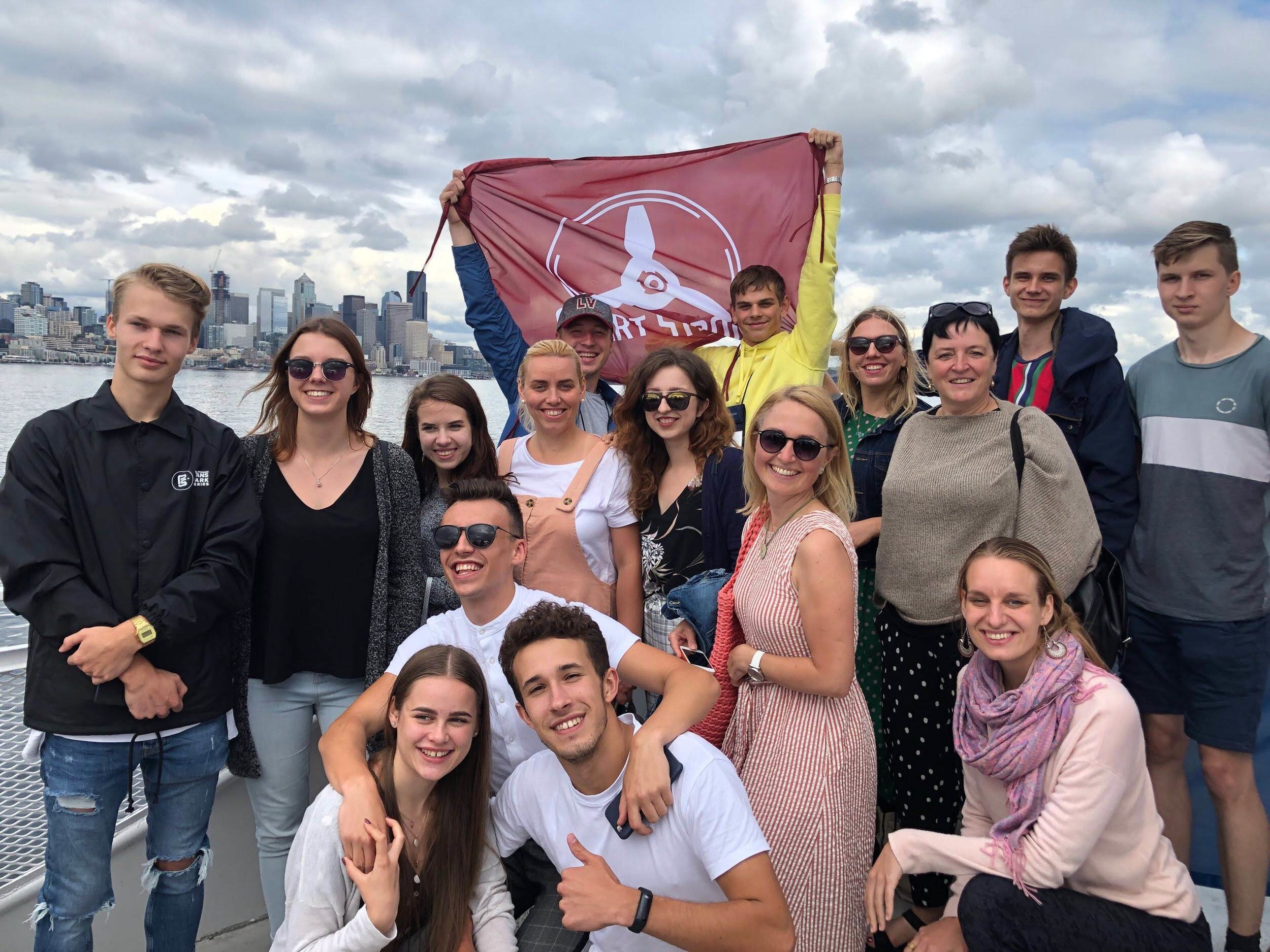 Meet the Youth Entrepreneurs from Latvia and Lithuania!